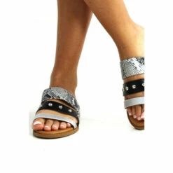 Lunar Adelaide Black Sandals -Lunar Shop unnamed file 467