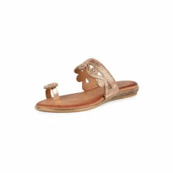 Lunar Pink Lynn Toe Loop Sandals -Lunar Shop unnamed file 651