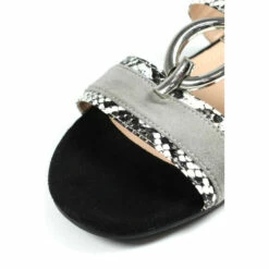 Lunar Black Fleur Sandals -Lunar Shop unnamed file 898